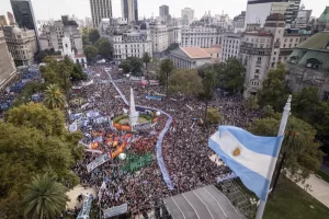 Manifestações marcam os 48 anos do golpe que instaurou última ditadura militar na Argentina