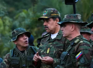 Venezuela realiza exercícios militares em todo o território para afastar 'ameaças externas'