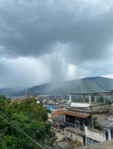 Temporal atinge o Rio de Janeiro e Defesa Civil emite primeiro alerta extremo