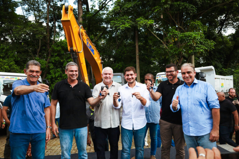 CAPA-Entrega-das-chaves-para-os-municipios--1536x1024