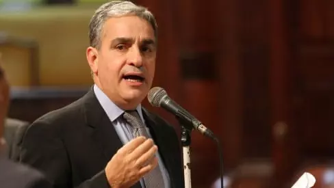 A vez de Ceciliano: o “homem do consenso” no tabuleiro do Guanabara