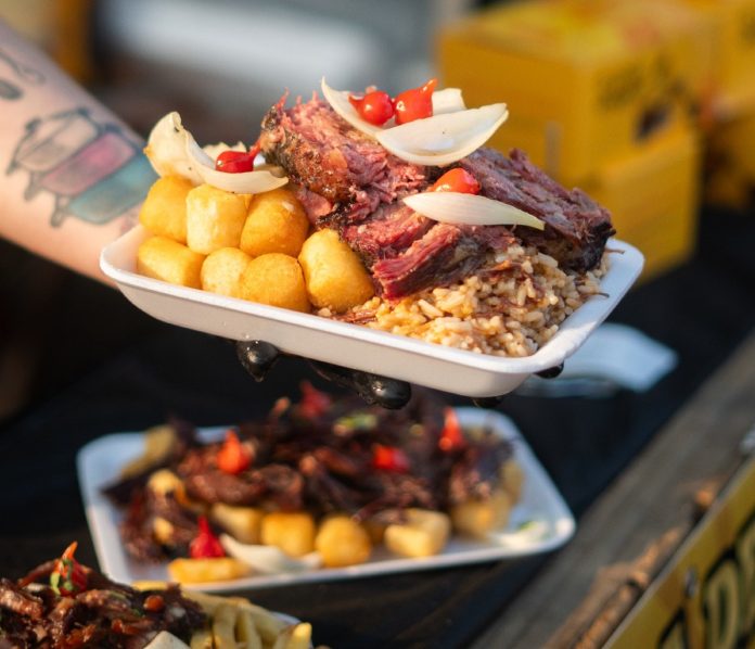 Gastrosamba-petisco-Divulgacao-Shopping-Grande-Rio-1-696x598