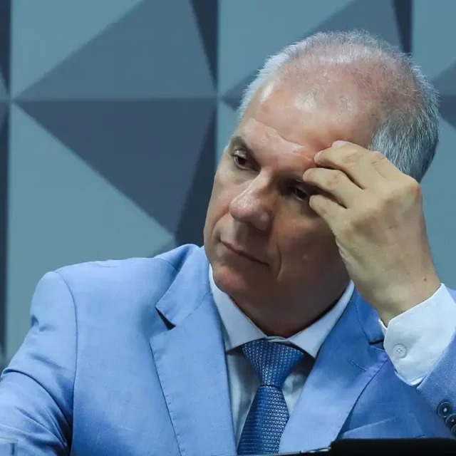 OPERAÇÃO SEM DESCONTO: PF INDICIA EX-PRESIDENTE DO INSS E MAIS 47 POR FRAUDE BILIONÁRIA CONTRA APOSENTADOS