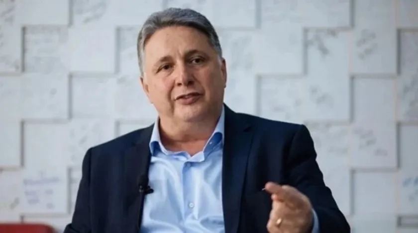 GAROTINHO ENTRA EM NOVA BATALHA JUDICIAL E CANDIDATURA AO GOVERNO DO RIO FICA SOB ANÁLISE