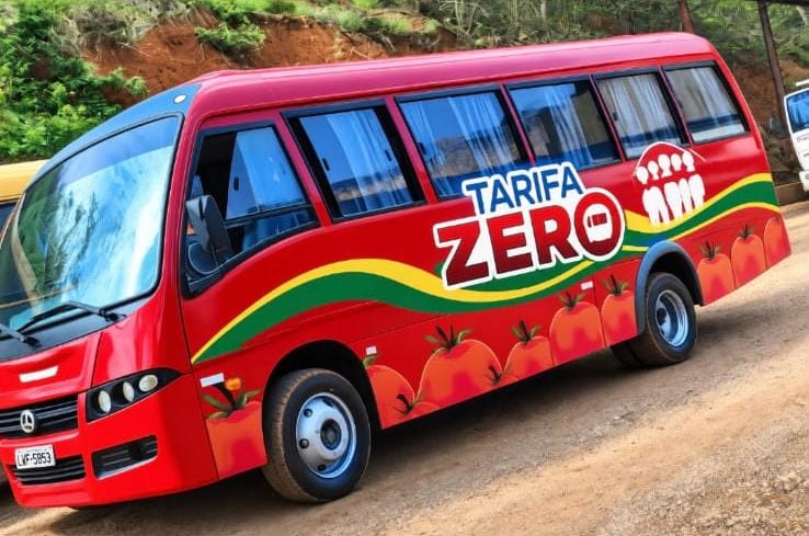 PATY DO ALFERES DÁ UM PASSO HISTÓRICO: CHEGOU O PRIMEIRO ÔNIBUS TARIFA ZERO!